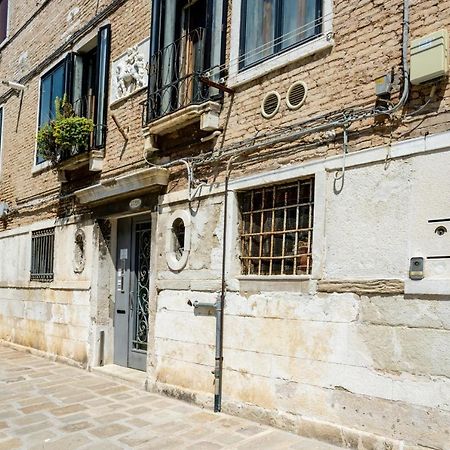 Ca' Tintoretto Venetië Buitenkant foto