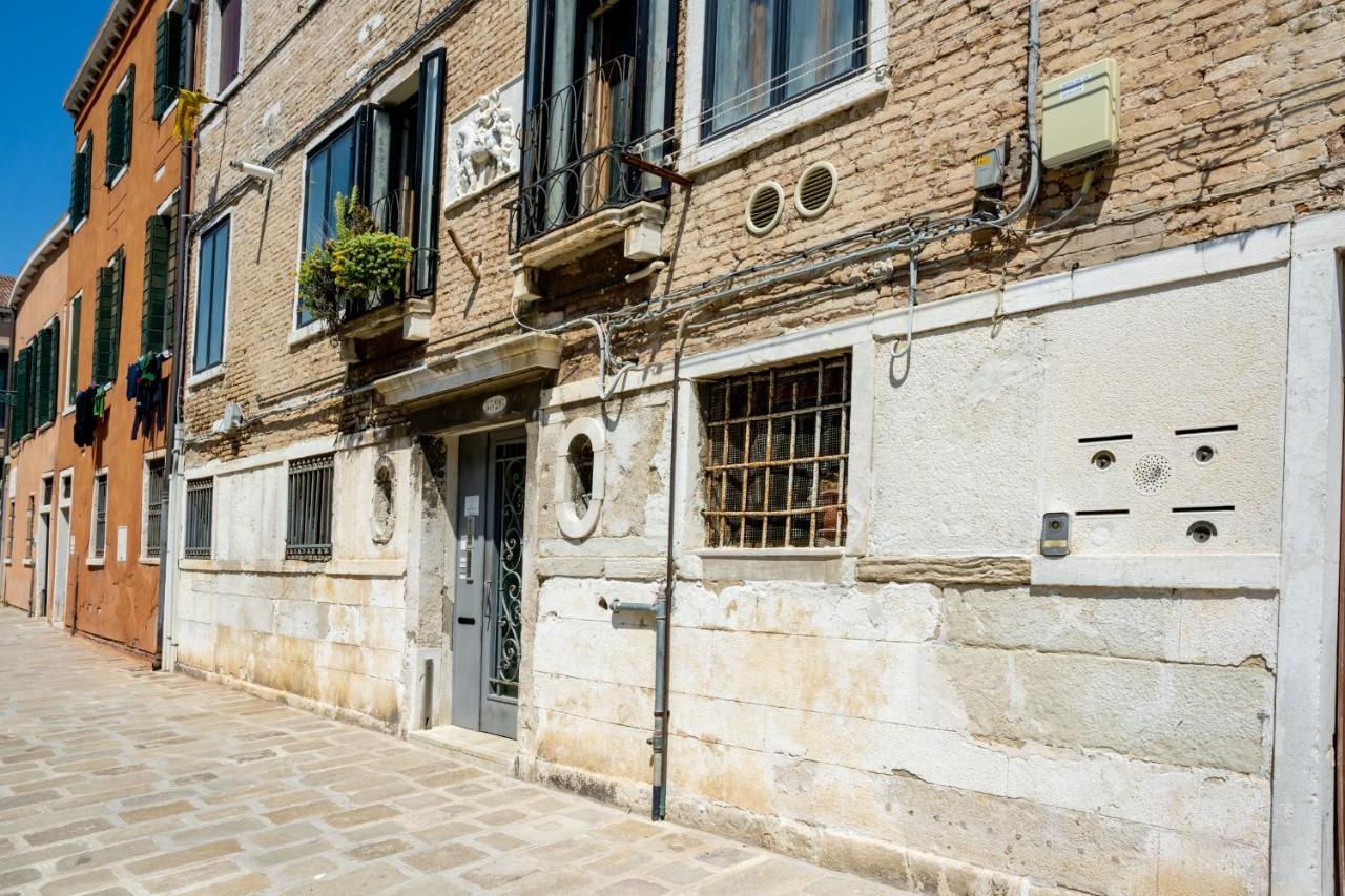 Ca' Tintoretto Venetië Buitenkant foto