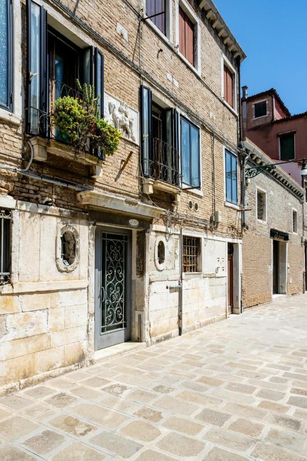 Ca' Tintoretto Venetië Buitenkant foto